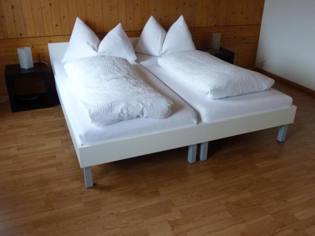 Gasthaus Engel Sachseln Kamer foto