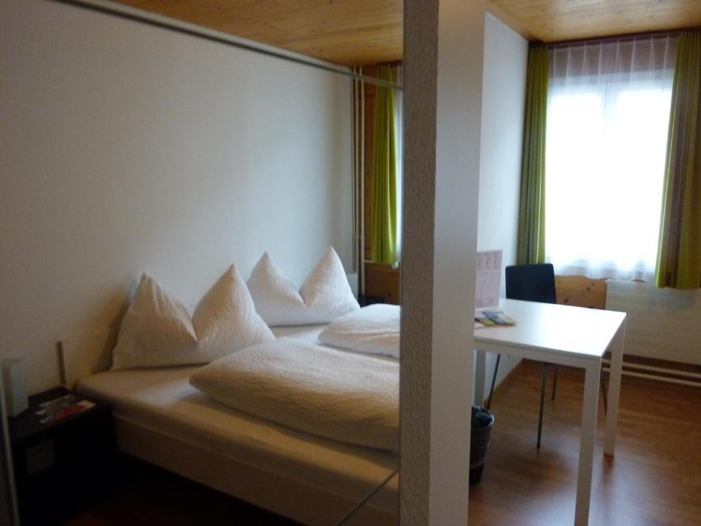 Gasthaus Engel Sachseln Kamer foto